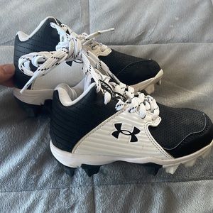 Toddler baseball cleats